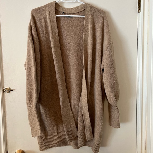 Buffalo Cardigan with puff sleeves - Picture 1 of 3